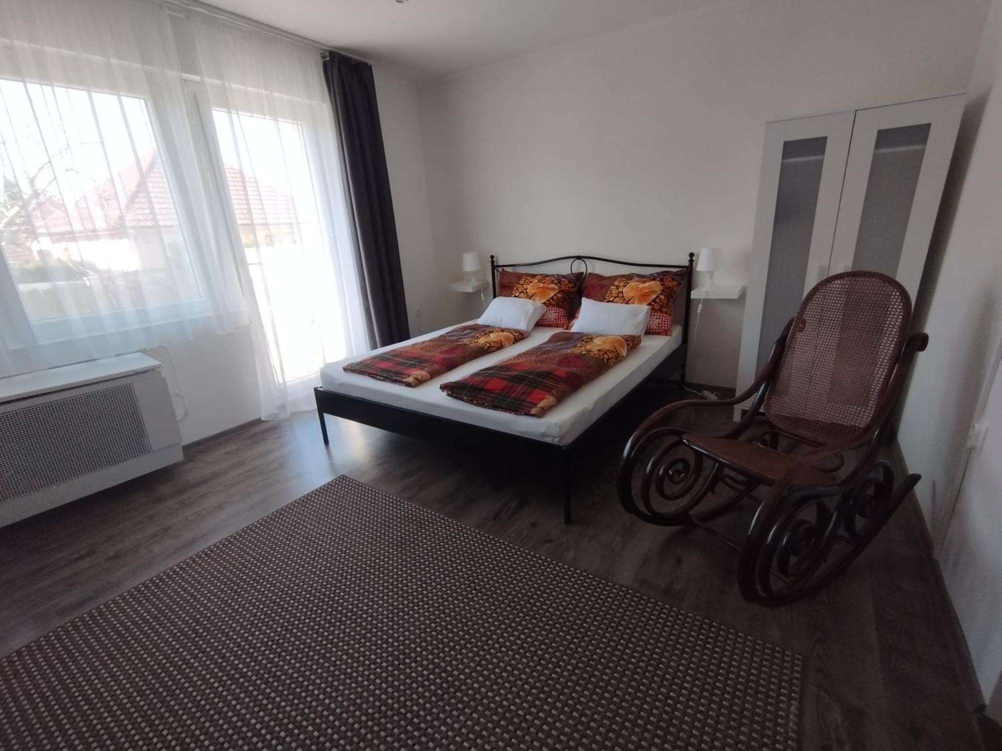 Var-Lak Apartman Balatonfuzfo Exterior photo